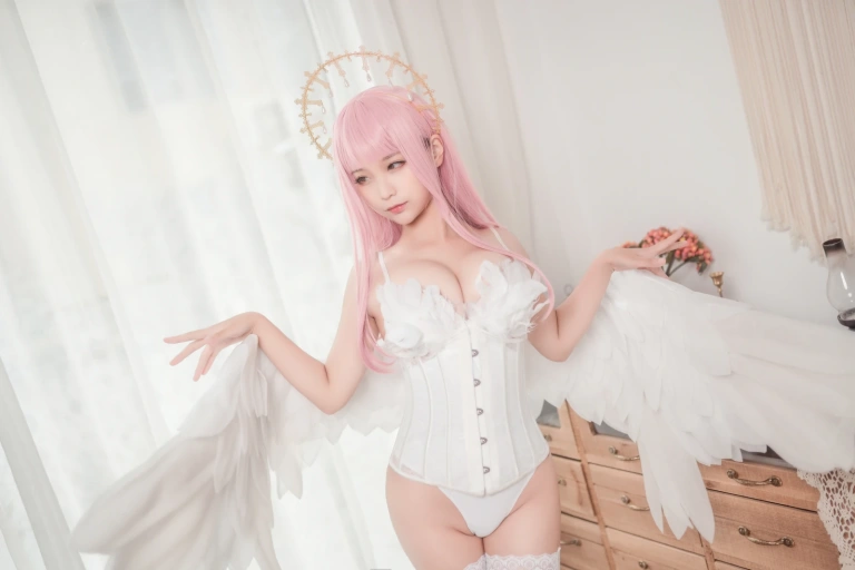 蠢沫沫《沫沫真爱版 光天使》主题写真：45张全套美图