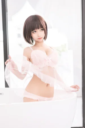 蠢沫沫《沫沫真爱版 粉纱》主题写真：40张全套美图