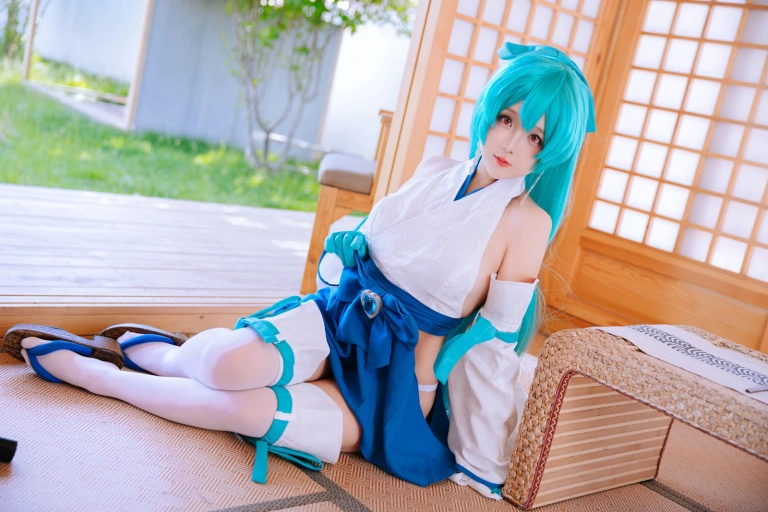 日奈娇(椎名莜)《水神小夜》主题写真：85张全套美图