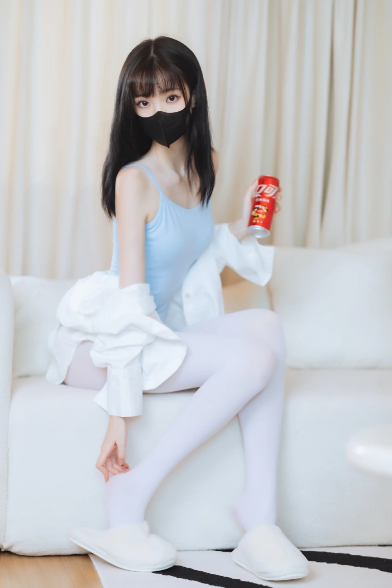 许岚《蓝色芭蕾》主题写真：40张全套美图