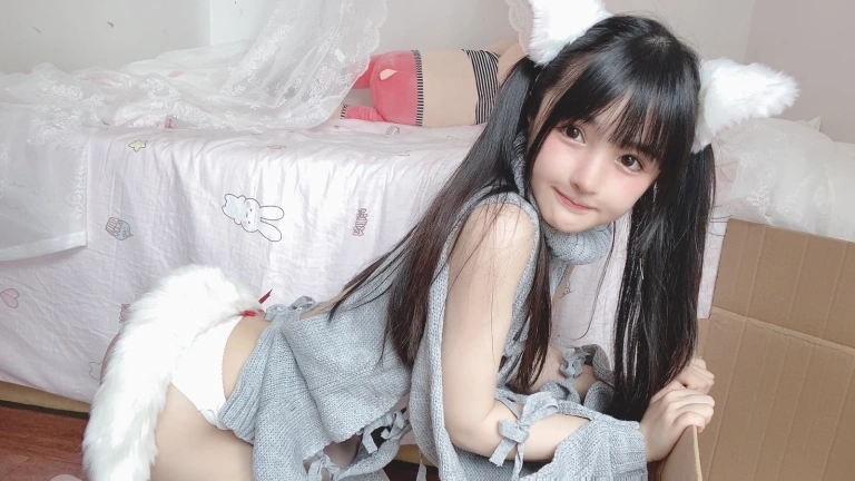 桜井宁宁《白猫》主题写真：50张全套美图，含1个视频
