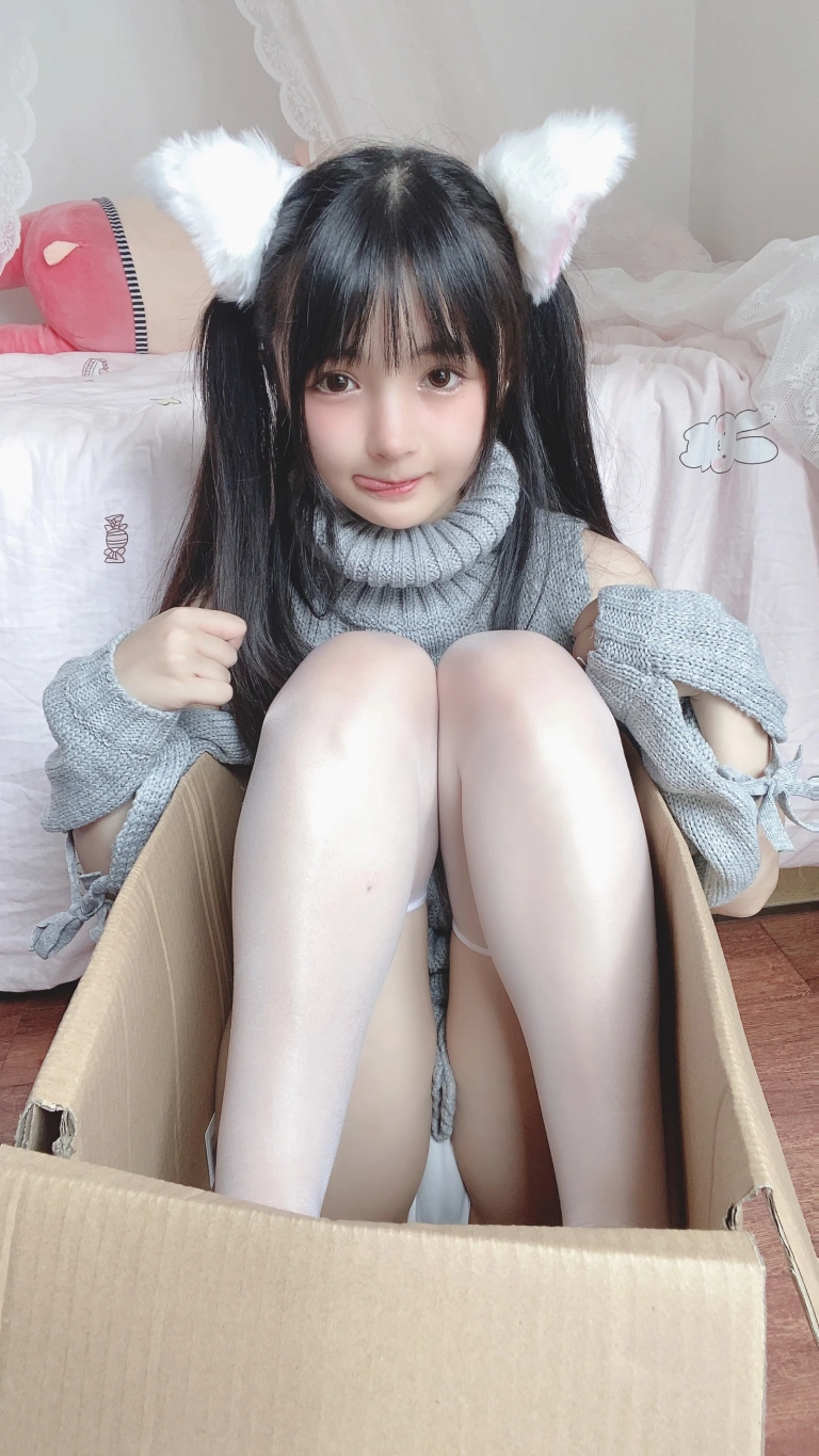 桜井宁宁《白猫》主题写真：50张全套美图，含1个视频