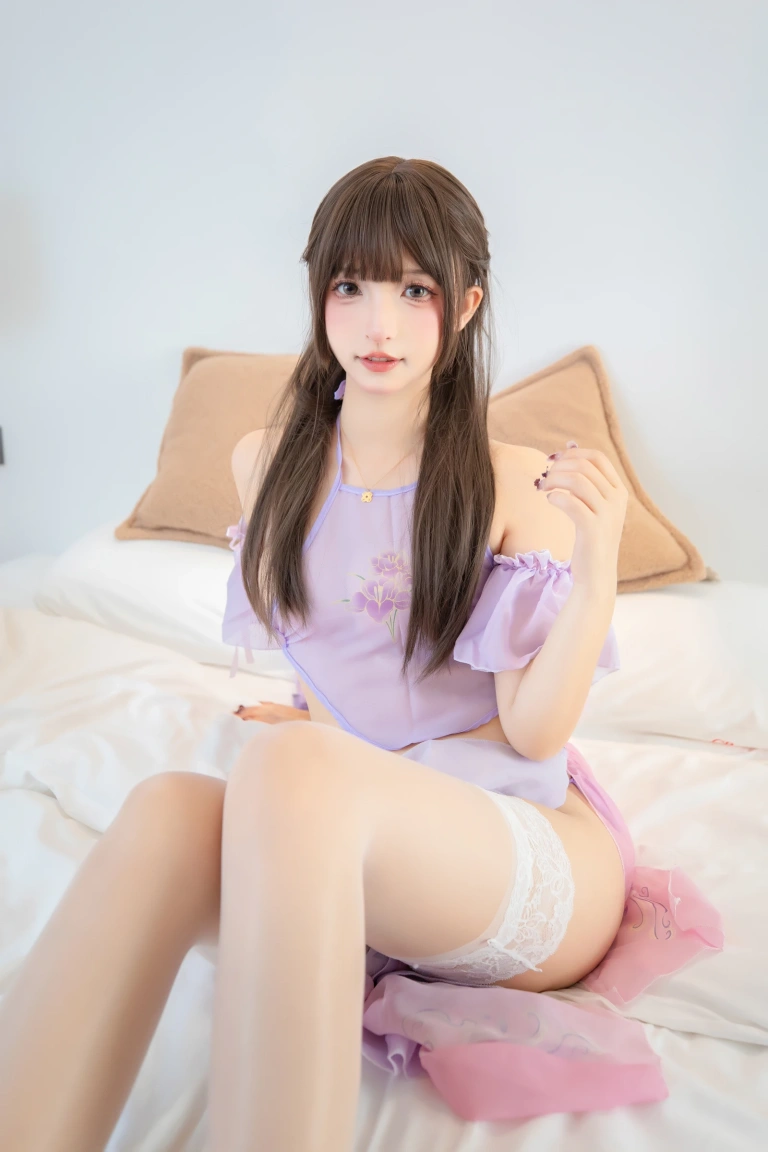 神楽坂真冬《第五季 序号26：《花前月醉》》主题写真：75张全套美图，含2个视频