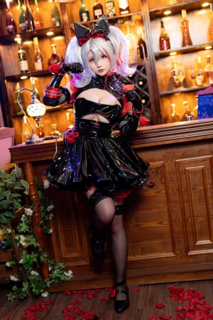 星之迟迟《《Darling》 阿达尔伯特》主题写真：60张全套美图，含1个视频