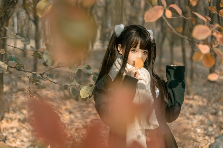 蠢沫沫《沫沫真爱版 秋季JK》主题写真：19张全套美图