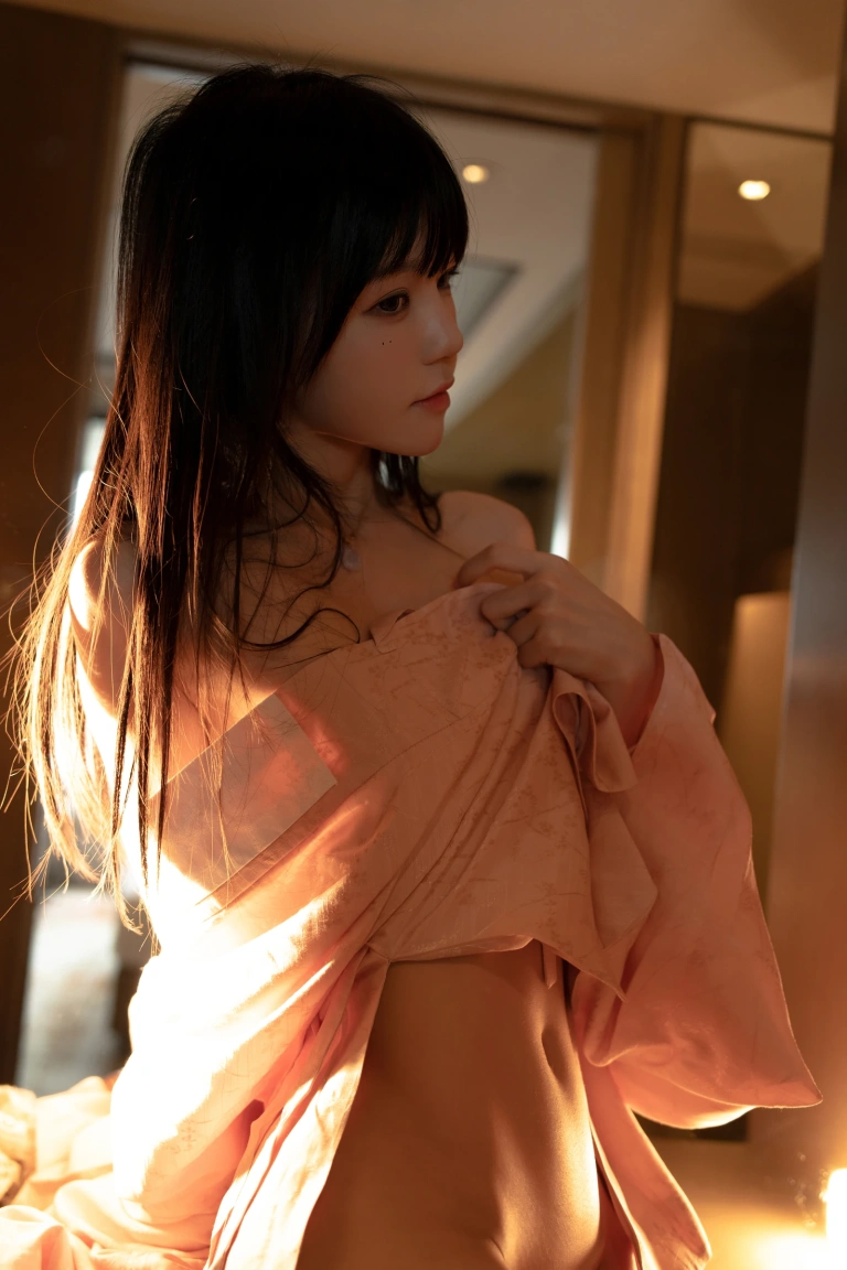桜桃喵《拢花》主题写真：23张全套美图
