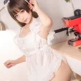 蠢沫沫《沫沫真爱版 内衣围裙》主题写真：40张全套美图