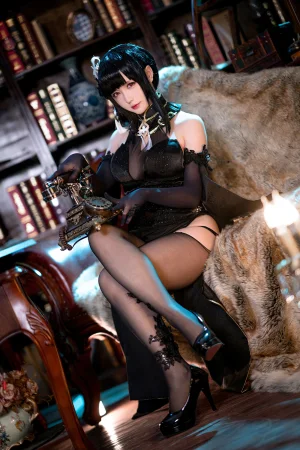 星之迟迟《《Darling》 镇海 奇奢华苑》主题写真：85张全套美图，含1个视频