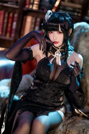 星之迟迟《《Darling》 镇海 奇奢华苑》主题写真：85张全套美图，含1个视频