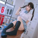 日奈娇(椎名莜)《更衣室》主题写真：195张全套美图