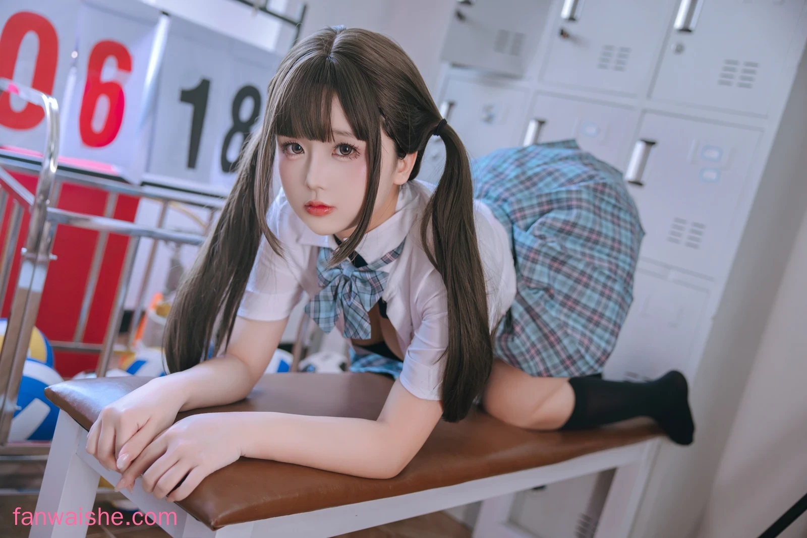 日奈娇(椎名莜) 日奈娇(椎名莜) NO.165 - 更衣室
