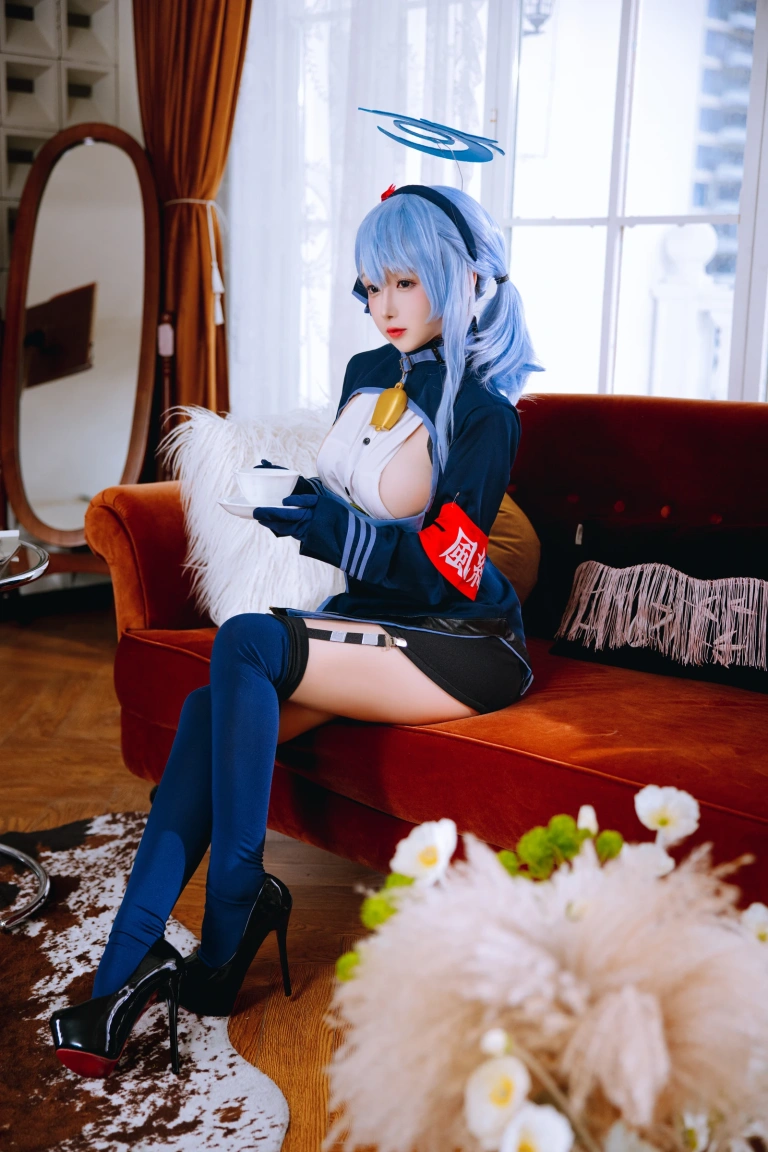 日奈娇(椎名莜)《天雨亚子》主题写真：107张全套美图