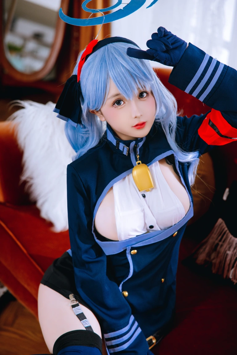日奈娇(椎名莜)《天雨亚子》主题写真：107张全套美图