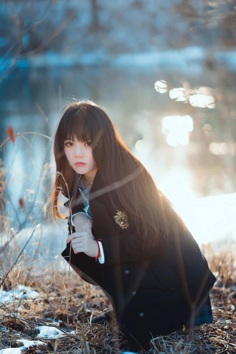 桜桃喵《2023年12月 融雪》主题写真：14张全套美图