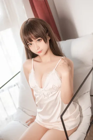 蠢沫沫《沫沫真爱版 日常睡裙》主题写真：40张全套美图