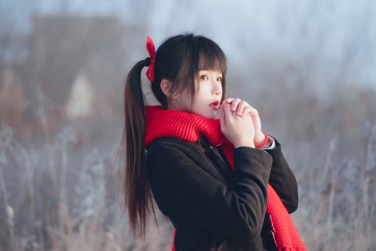 桜桃喵《2023年12月 雾凇》主题写真：10张全套美图