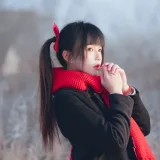 桜桃喵《2023年12月 雾凇》主题写真：10张全套美图