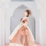 蠢沫沫《沫沫真爱版 纱-室外女仆》主题写真：40张全套美图