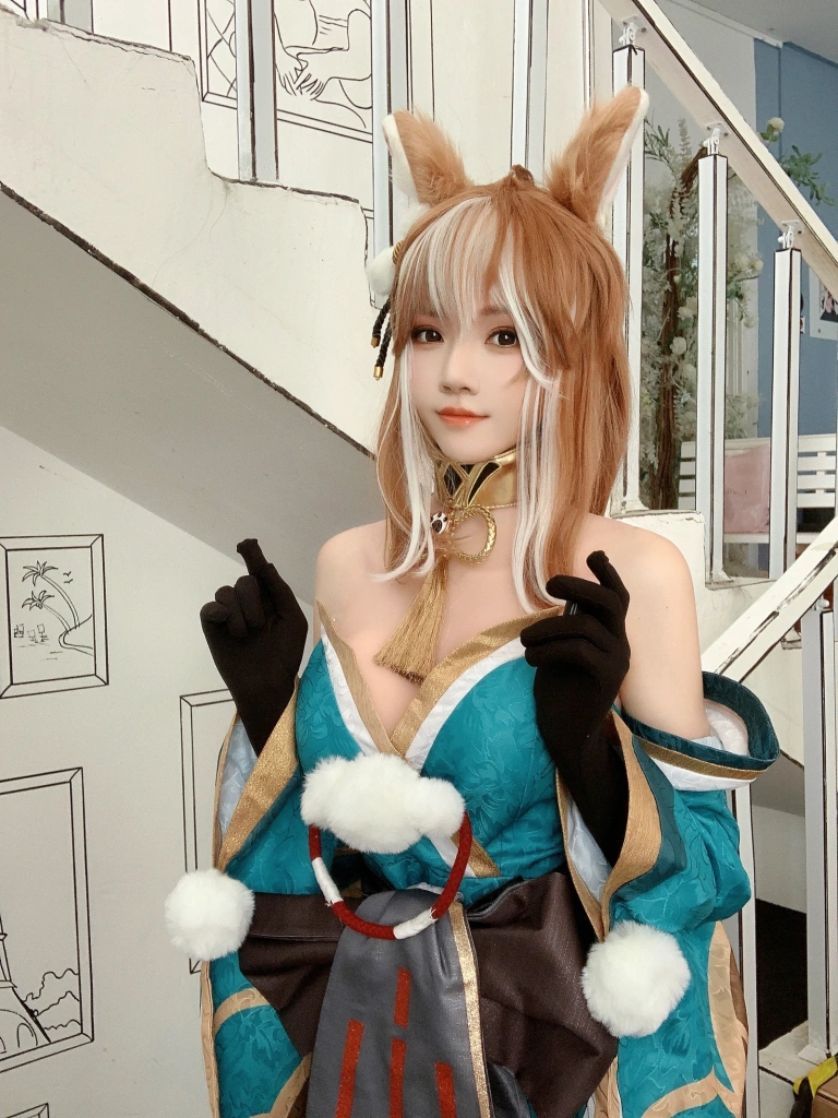 桜桃喵《2023年12月 希娜小姐》主题写真：46张全套美图，含2个视频
