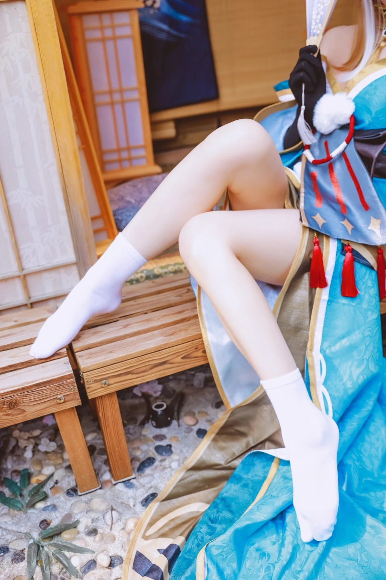 桜桃喵《2023年12月 希娜小姐》主题写真：46张全套美图，含2个视频