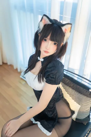 神楽坂真冬《第五季 序号30：《猫猫女仆》》主题写真：75张全套美图，含2个视频