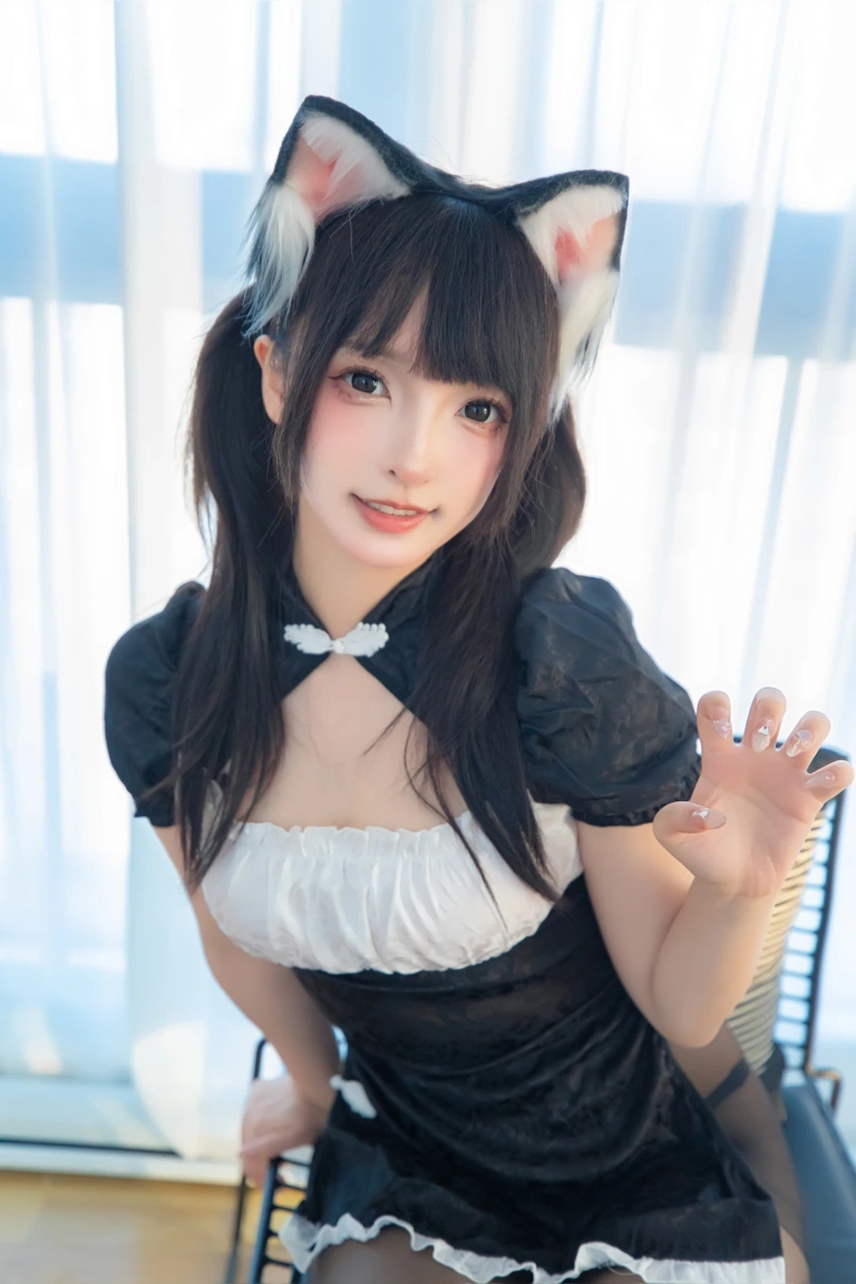神楽坂真冬《第五季 序号30：《猫猫女仆》》主题写真：75张全套美图，含2个视频