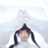 神楽坂真冬《第五季 序号33：《蜜桃雪糕》》主题写真：75张全套美图，含2个视频