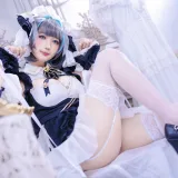 周叽是可爱兔兔《柴郡猫猫》主题写真：35张全套美图