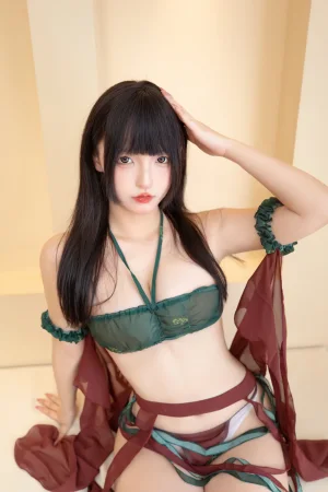 神楽坂真冬《第五季 序号31：《天外飞仙》》主题写真：75张全套美图，含2个视频