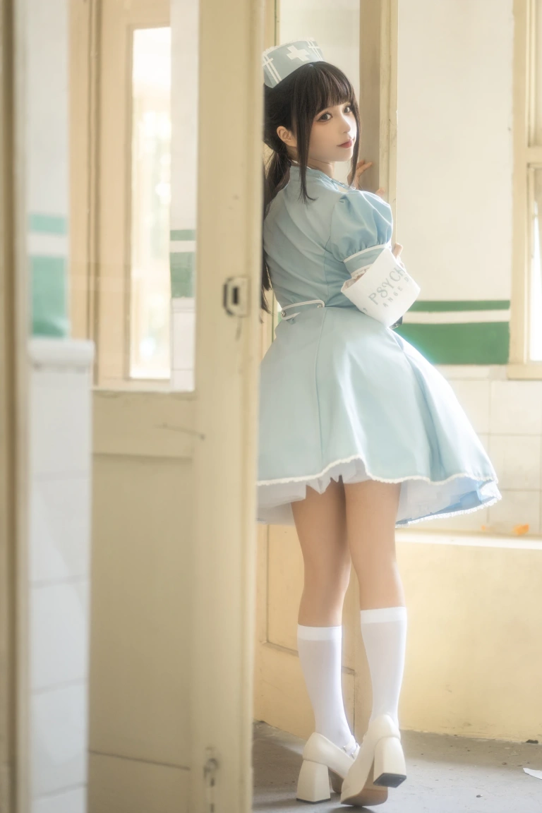 蠢沫沫《小护士》主题写真：140张全套美图