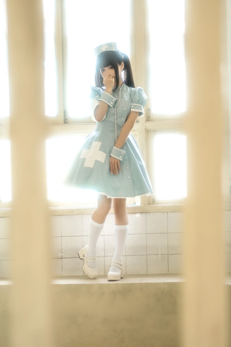 蠢沫沫《小护士》主题写真：140张全套美图