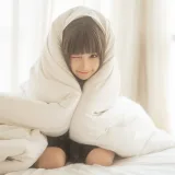 蠢沫沫《被窝JK》主题写真：15张全套美图，含1个视频