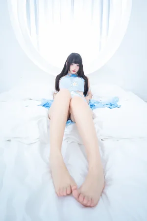 神楽坂真冬《第五季 序号35：《趾间飞行》》主题写真：75张全套美图，含2个视频