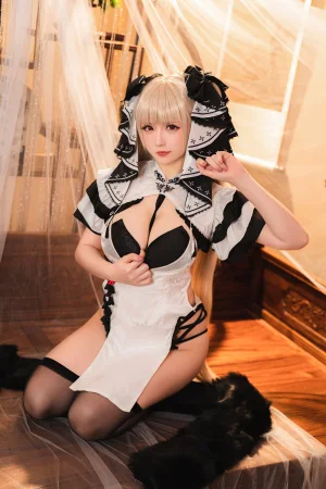 星之迟迟《可畏旗袍》主题写真：52张全套美图