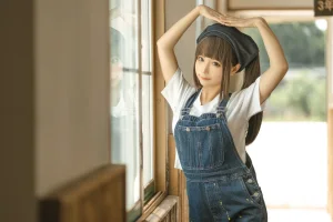 蠢沫沫《小画家》主题写真：110张全套美图