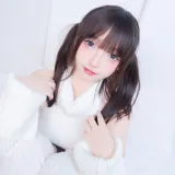 神楽坂真冬《第五季 序号36：《斩男毛衣》》主题写真：75张全套美图，含2个视频
