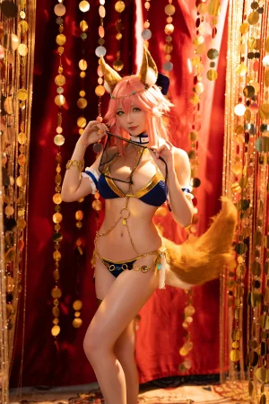星之迟迟《2022月度计划 7月套图B FGO-玉藻前舞娘》主题写真：36张全套美图