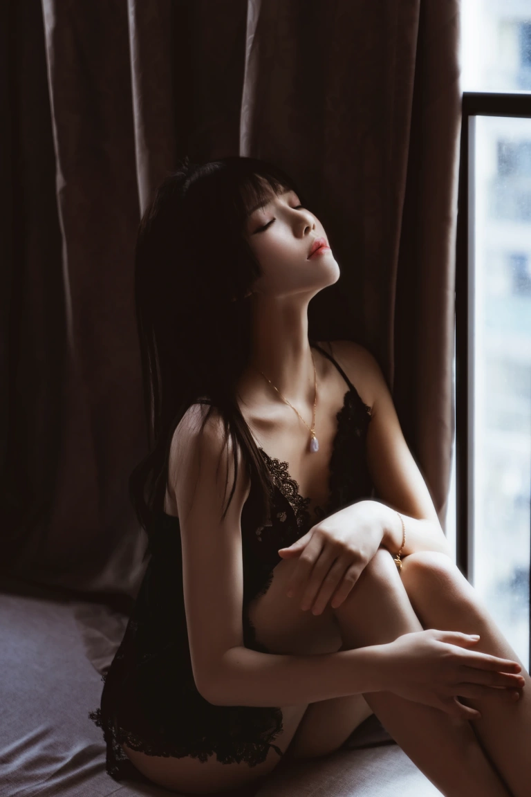 桜桃喵《黑》主题写真：21张全套美图