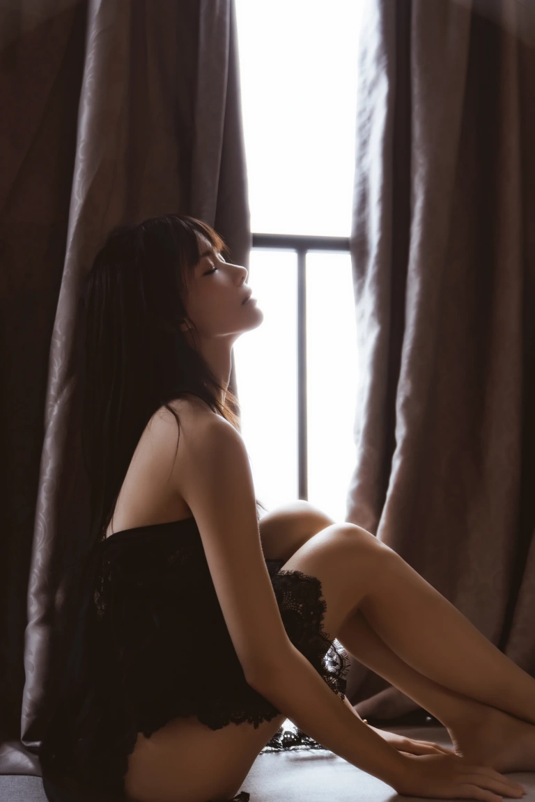 桜桃喵《黑》主题写真：21张全套美图