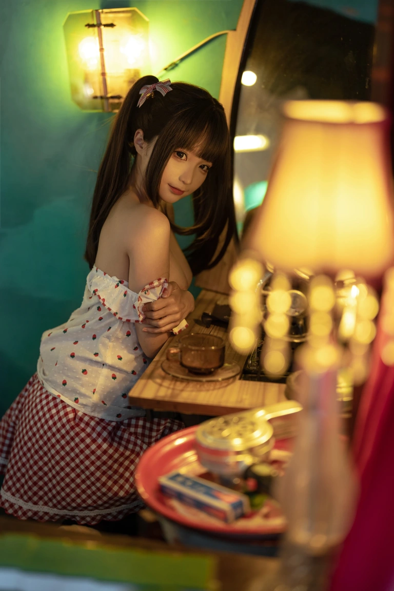 蠢沫沫《红格子》主题写真：118张全套美图
