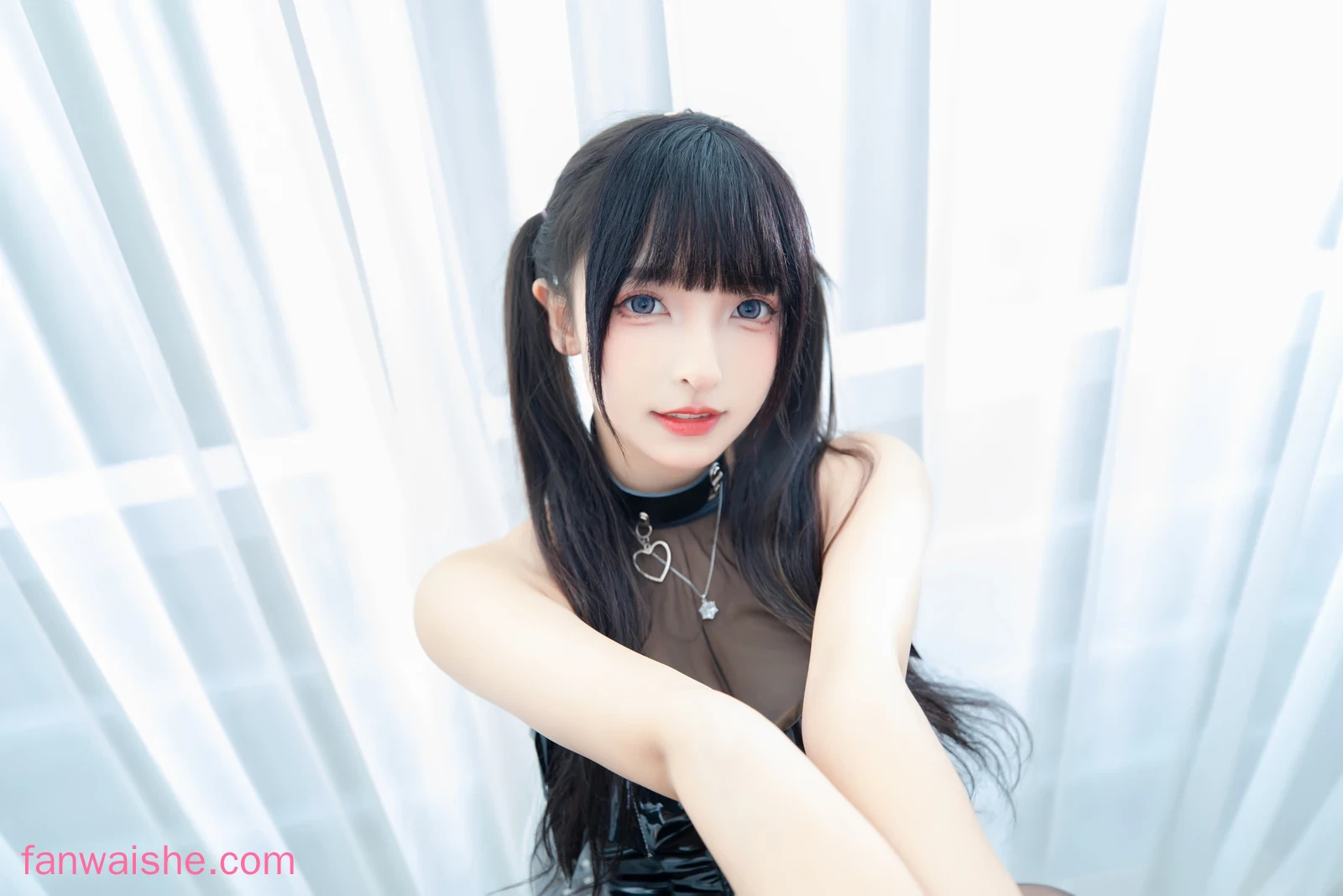 神楽坂真冬 神楽坂真冬 NO.177 - 第四季 序号41：《裤袜小恶魔》
