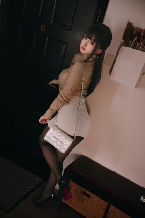 日奈娇(椎名莜)《醉酒同事》主题写真：243张全套美图，含8个视频