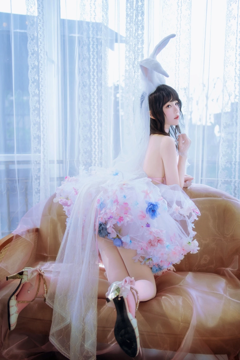 桜桃喵《花嫁兔》主题写真：54张全套美图，含2个视频
