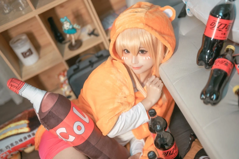 蠢沫沫《小埋cos》主题写真：12张全套美图