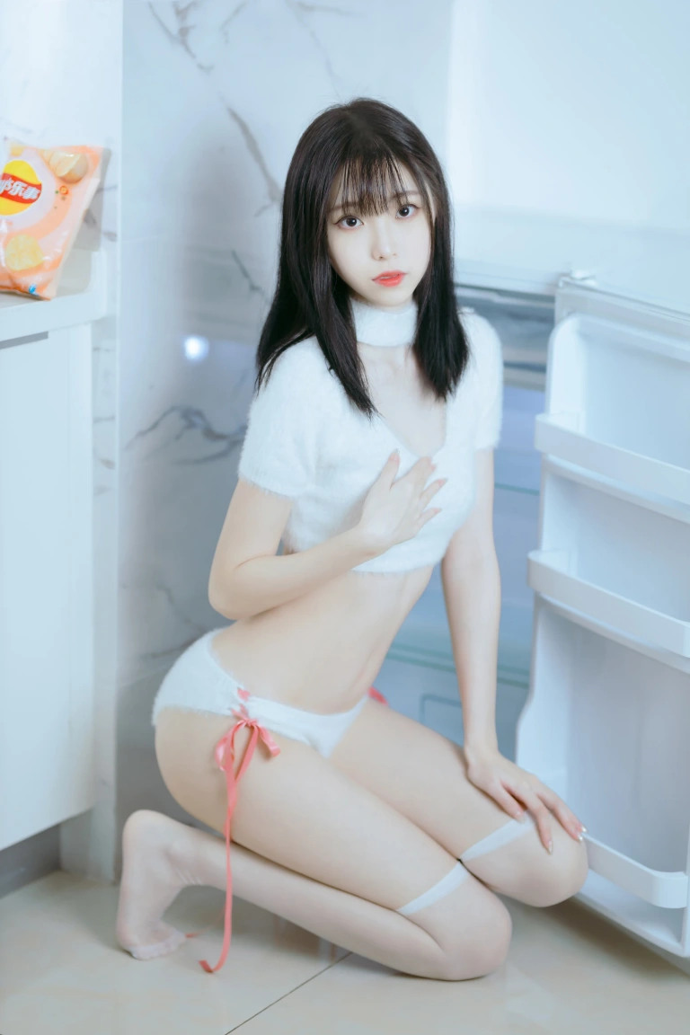 许岚《纯欲毛衣》主题写真：40张全套美图