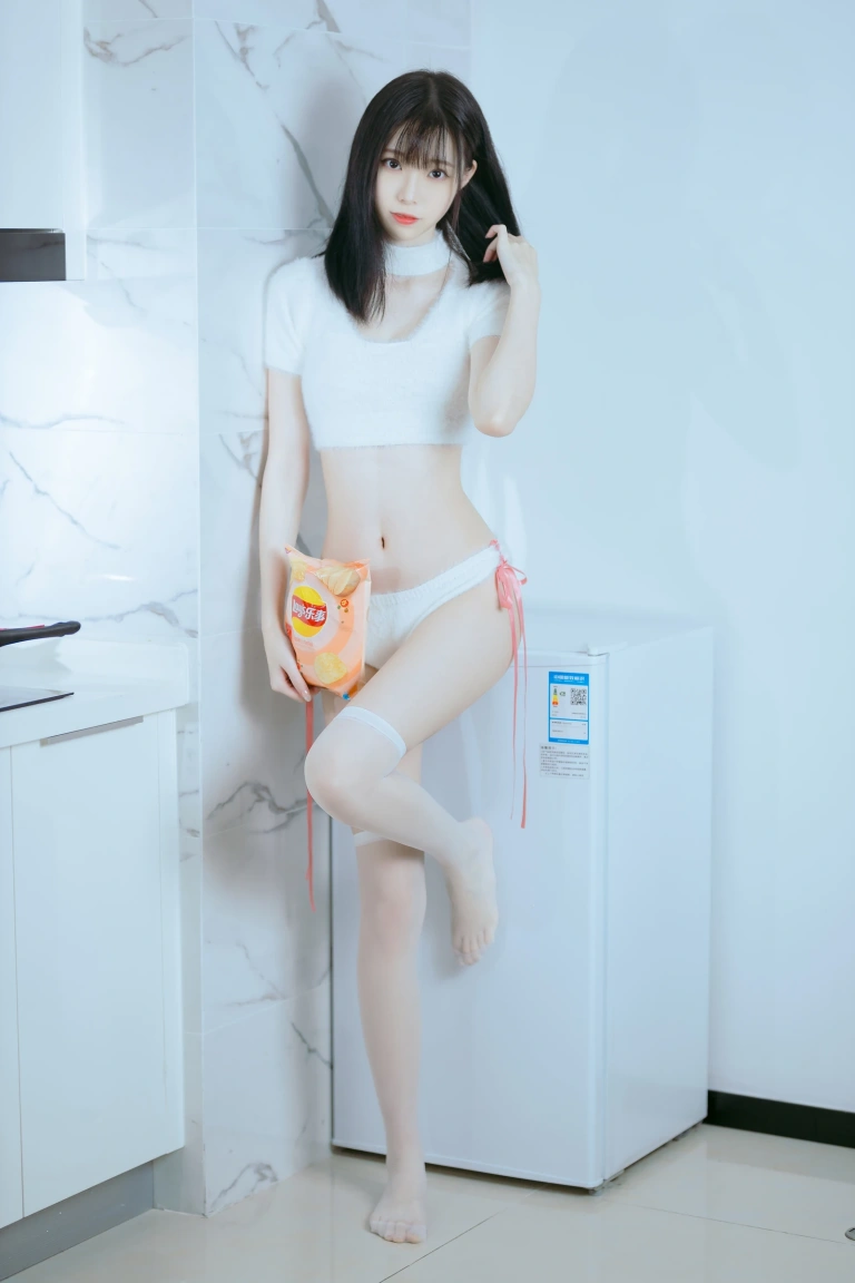 许岚《纯欲毛衣》主题写真：40张全套美图