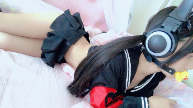 桜井宁宁《半乳制服概念》主题写真：70张全套美图