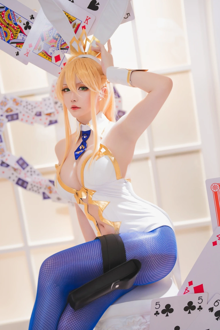 星之迟迟《FGO狮子王》主题写真：22张全套美图
