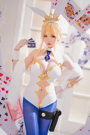 星之迟迟《FGO狮子王》主题写真：22张全套美图