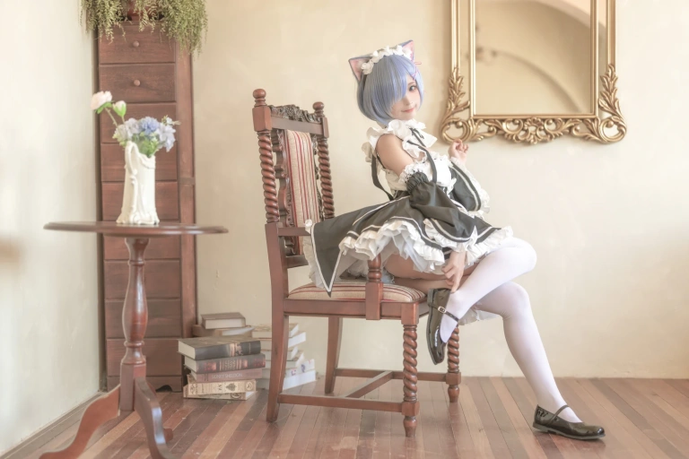 蠢沫沫《猫耳雷姆》主题写真：33张全套美图